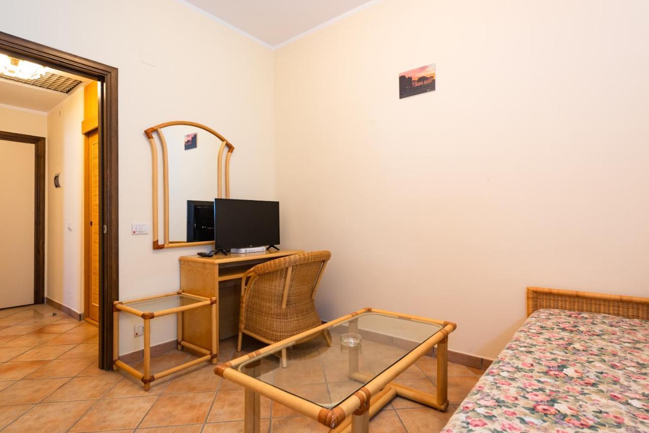 Hotel Il Ceppo Agropoli Exterior photo