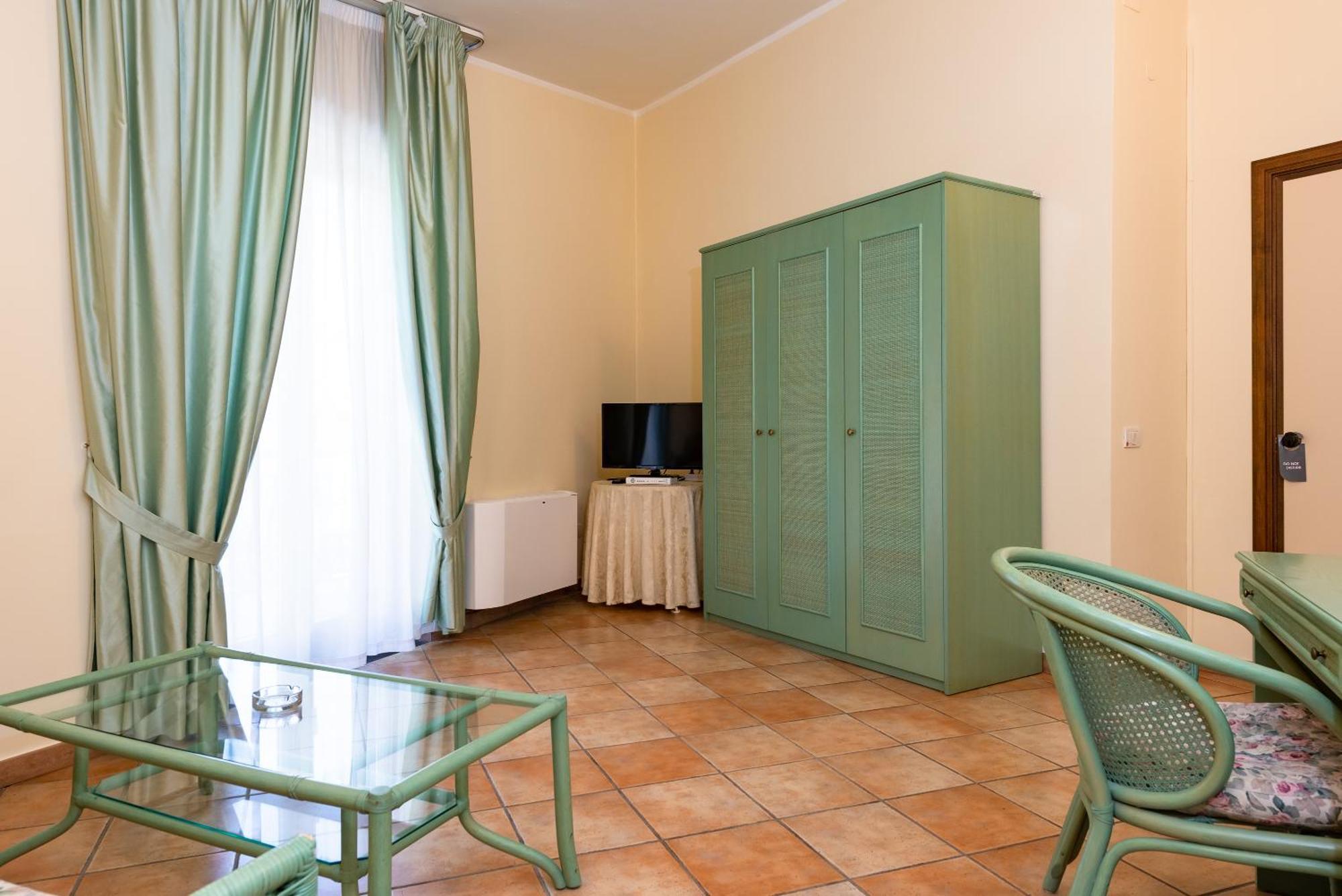 Hotel Il Ceppo Agropoli Exterior photo