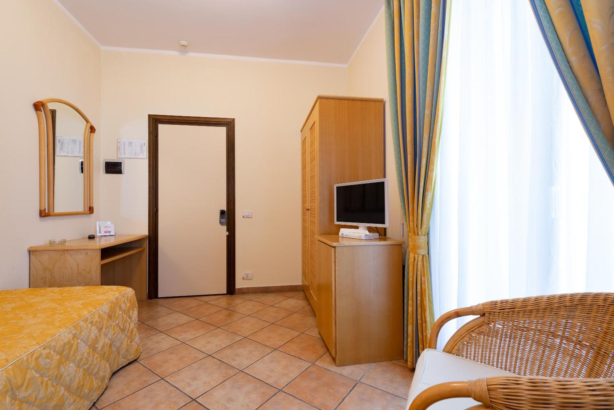 Hotel Il Ceppo Agropoli Exterior photo